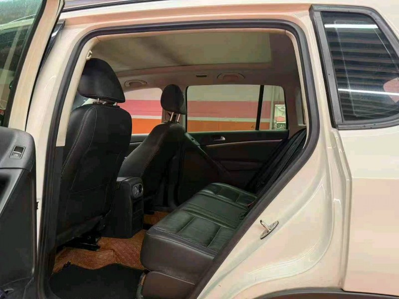 唐山17年大众途观4