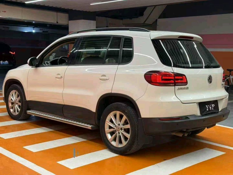 唐山17年大众途观7