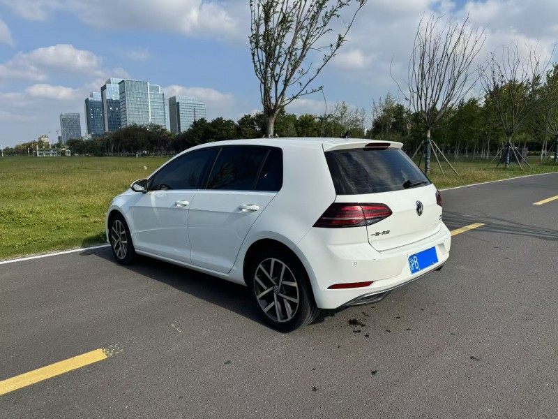 徐州21年大众高尔夫8