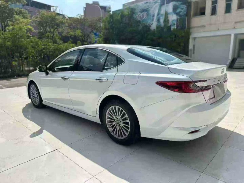 珠海25年丰田凯美瑞8