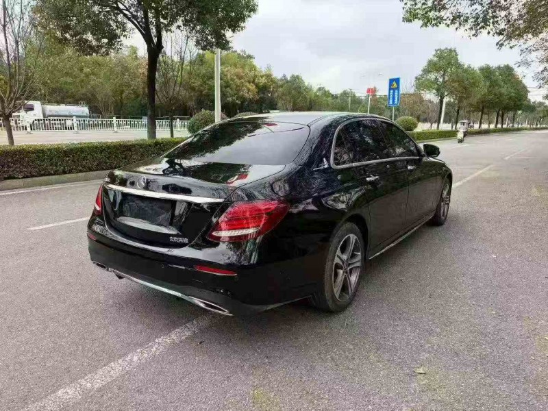 湘潭19年奔驰E8