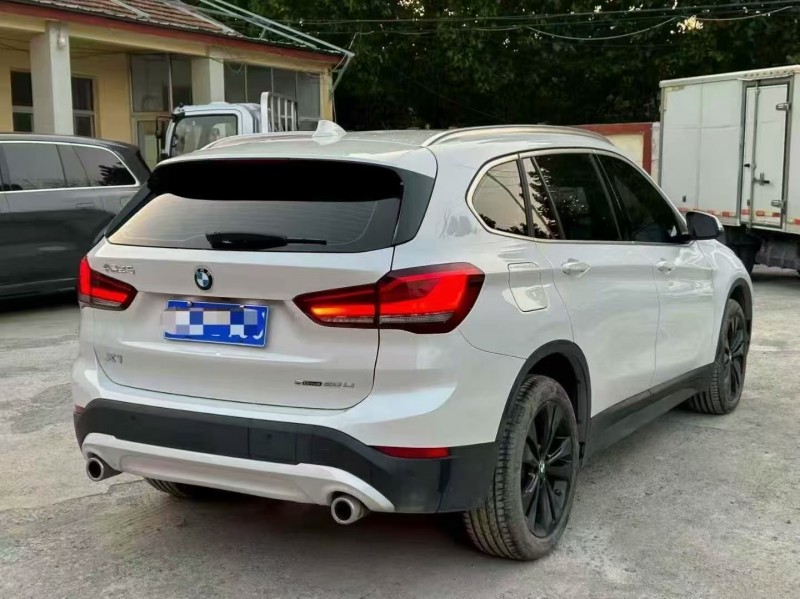 淄博21年宝马X56