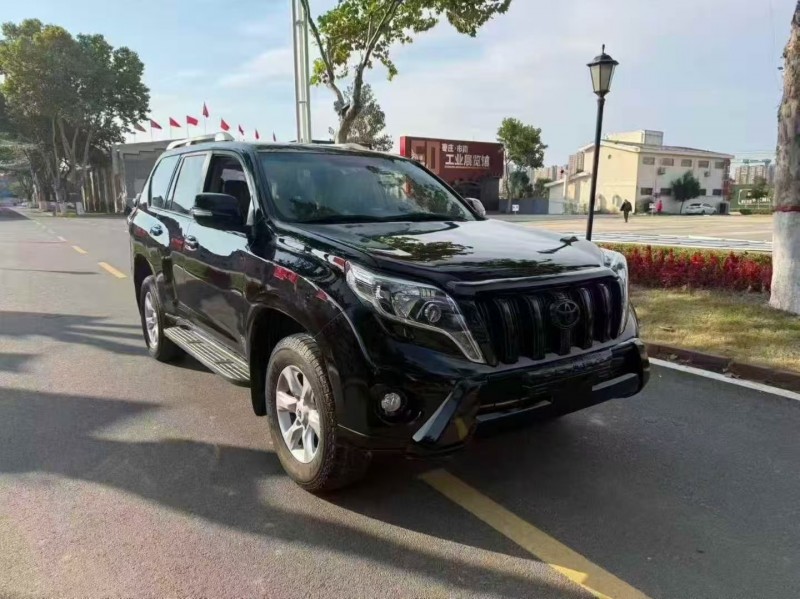东营12年丰田普拉多2