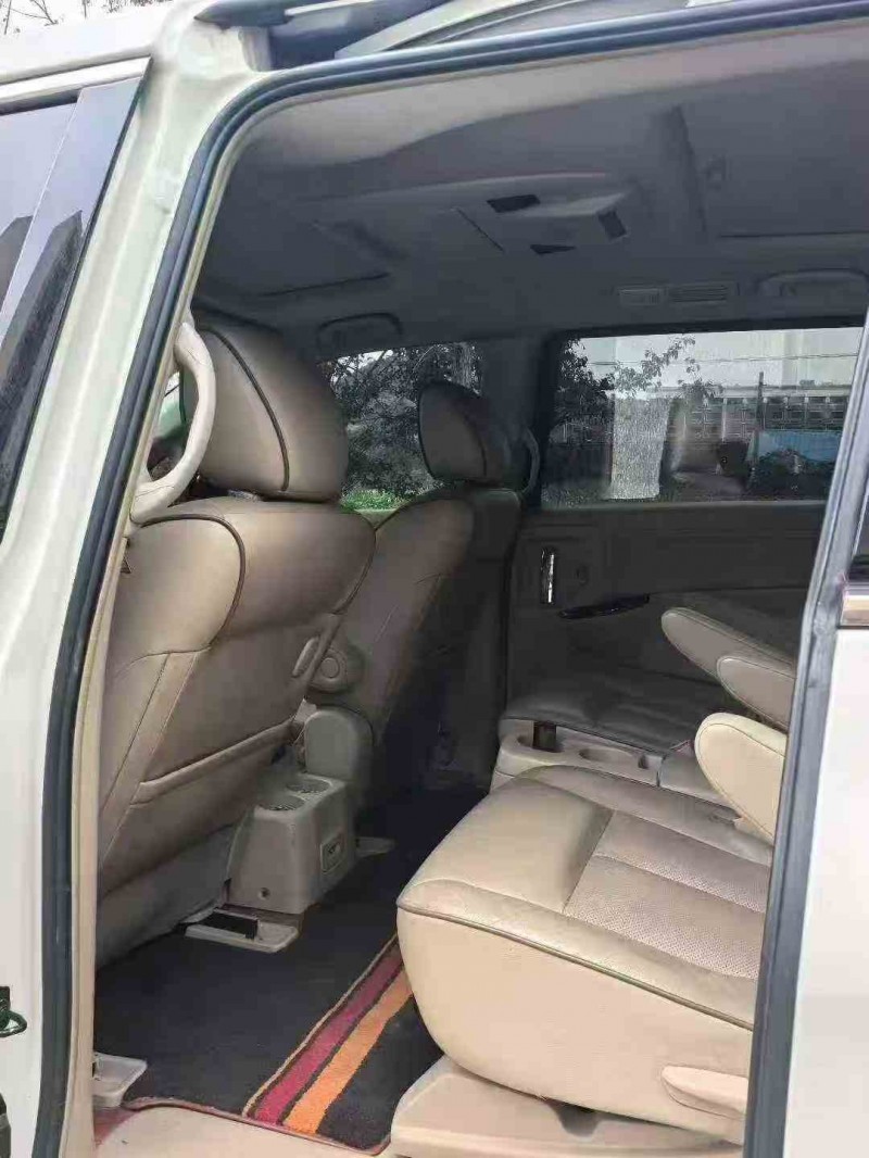 衡阳18年日产贵士6