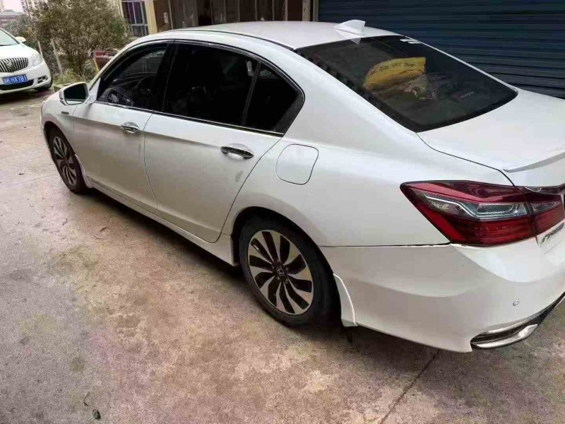 长沙17年本田雅阁7