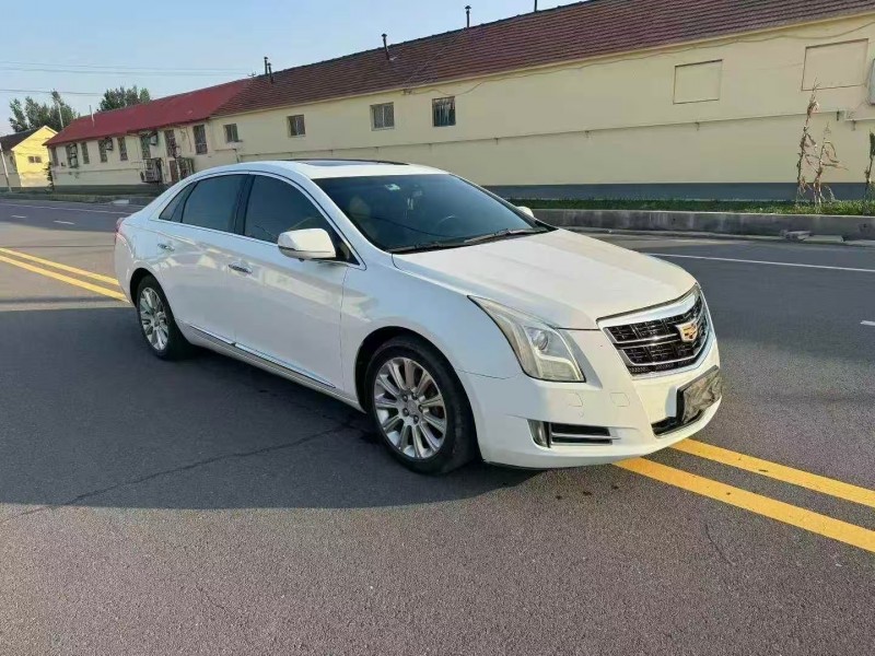 枣庄17年凯迪拉克XTS2