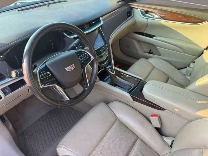 枣庄17年凯迪拉克XTS4