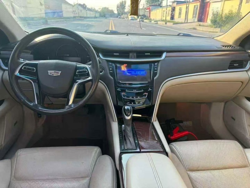 枣庄17年凯迪拉克XTS5