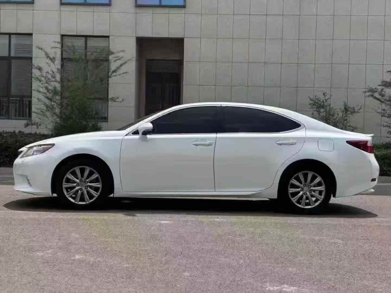 绍兴16年雷克萨斯ES3
