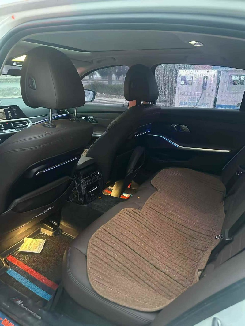 烟台20年宝马3系6