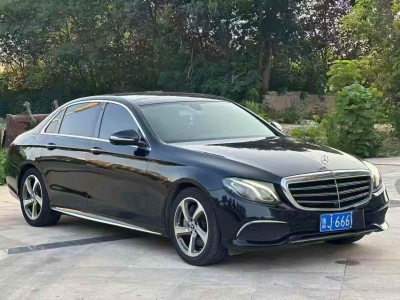 济宁19年奔驰E2