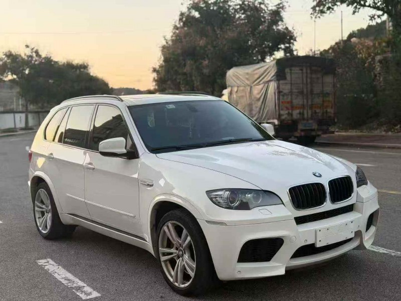 苏州13年宝马X5 M2