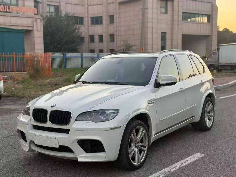 苏州13年宝马X5 M3