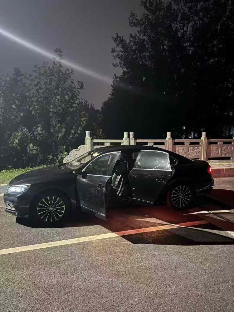 菏泽16年大众帕萨特7