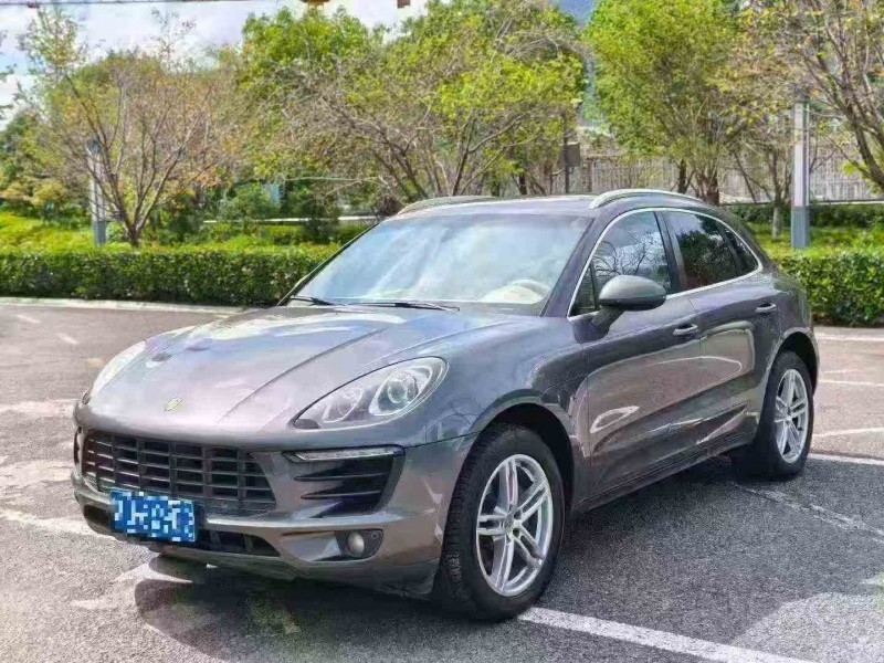 嘉兴15年保时捷Macan3