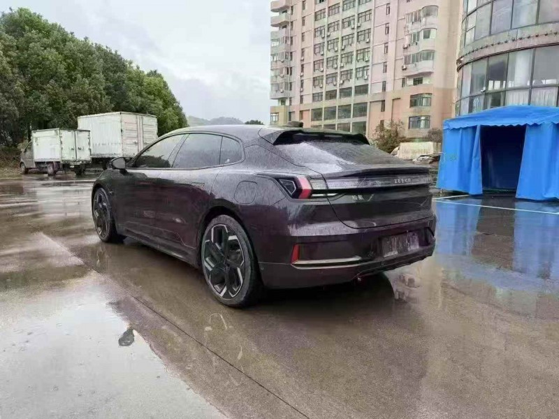 嘉兴22年极氪汽车0019