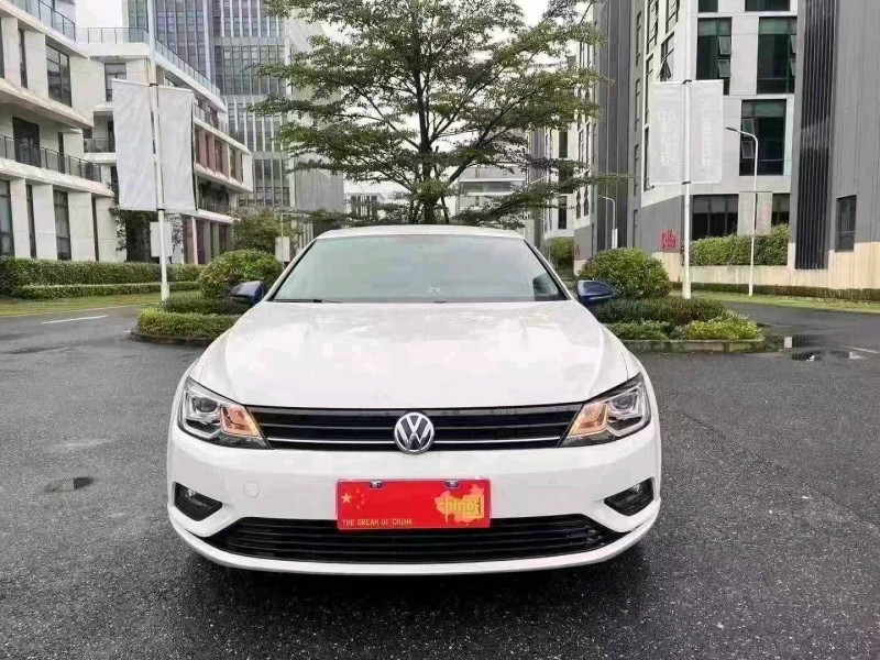 广州15年大众凌渡1