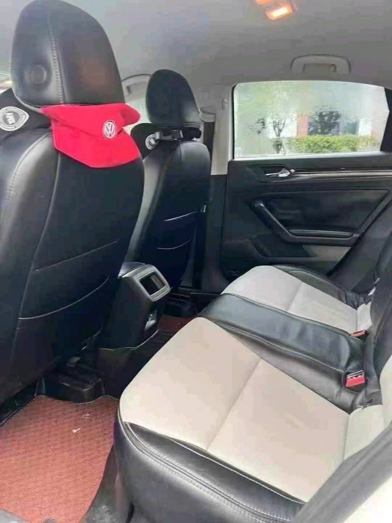 广州15年大众凌渡7