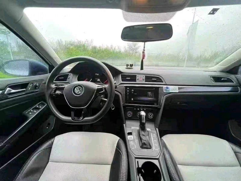 广州15年大众凌渡9