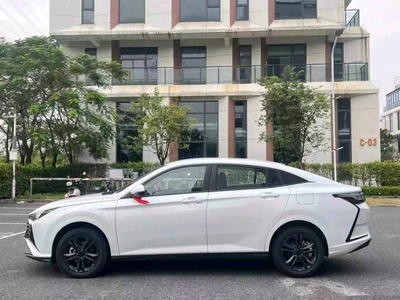 广州25年东风奕炫6