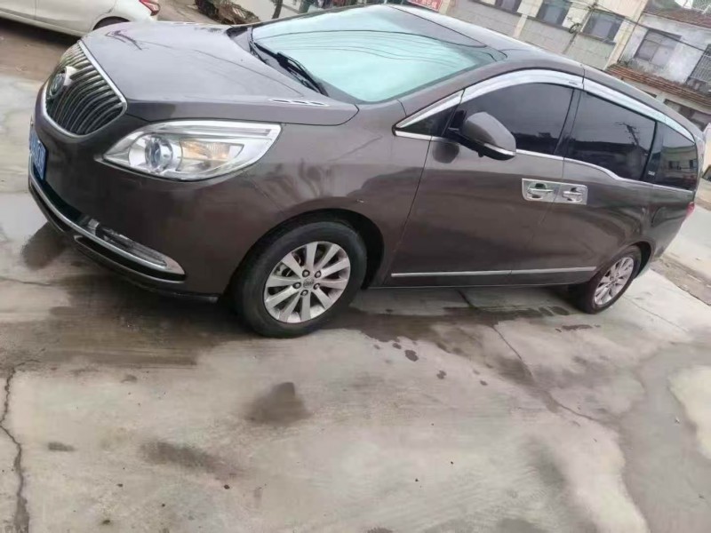 菏泽16年别克GL82