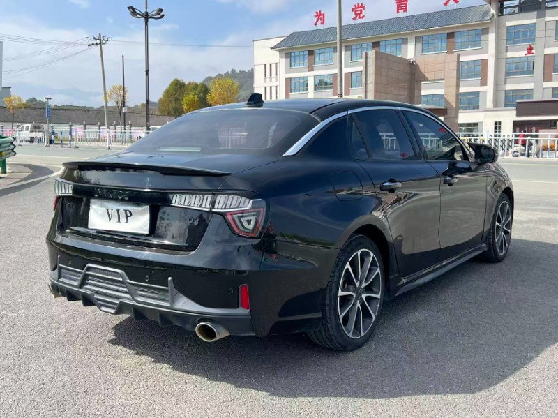 临夏19年领克039