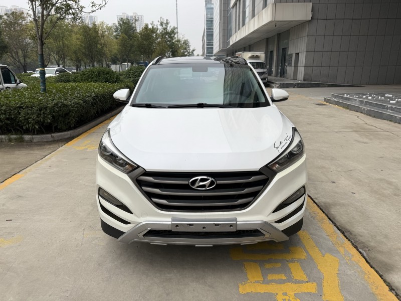 济宁16年现代途胜1