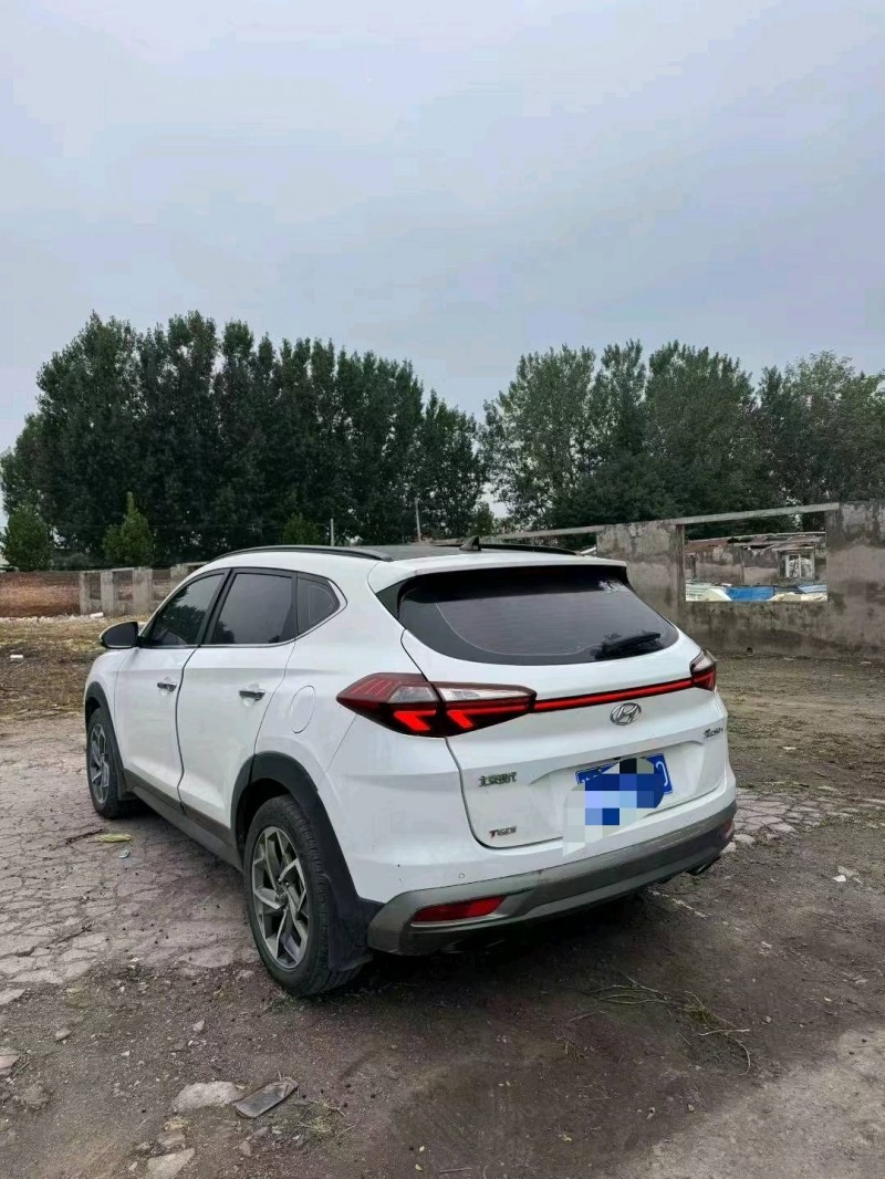 鹤壁19年现代途胜3