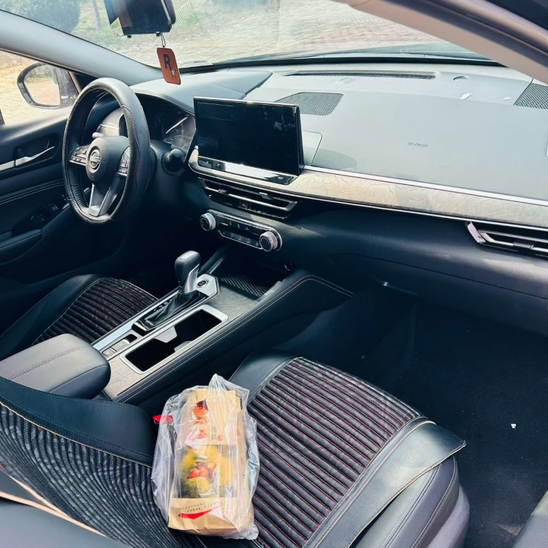 聊城25年日产天籁7