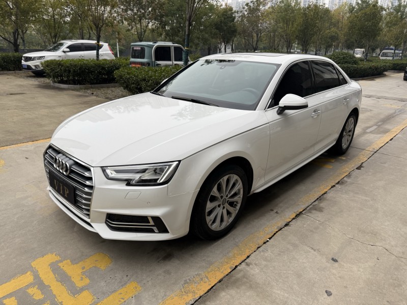 济宁19年奥迪A4L3