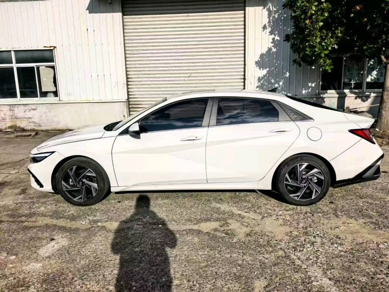 滨州25年现代伊兰特7