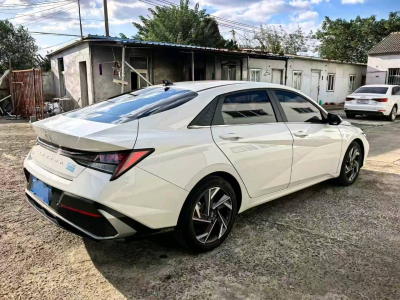 滨州25年现代伊兰特9