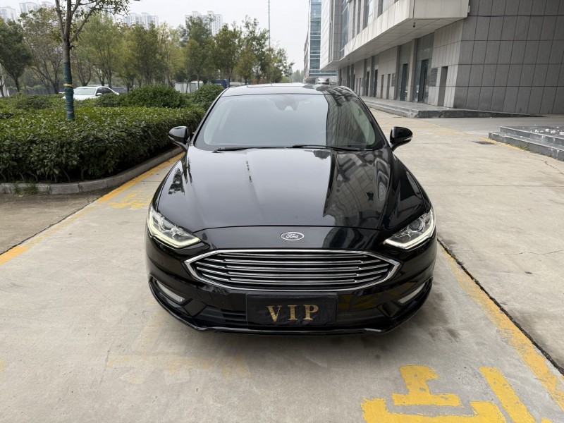 济宁18年福特蒙迪欧1