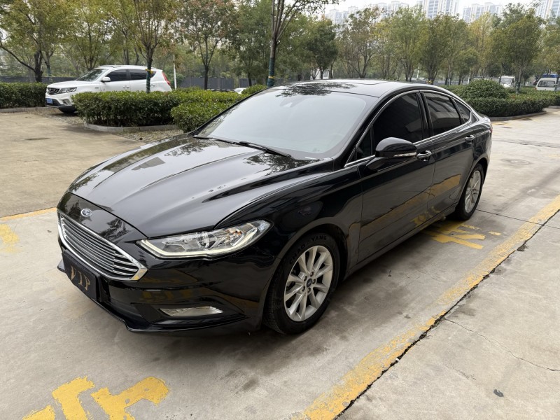 济宁18年福特蒙迪欧3