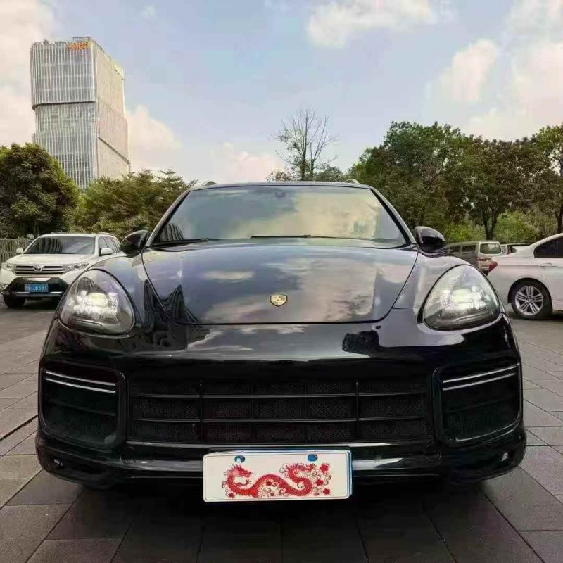 广州12年保时捷卡宴1