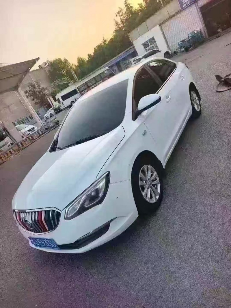 菏泽17年别克英朗2