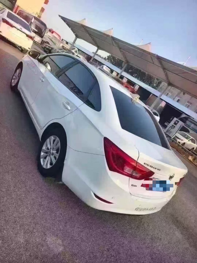 菏泽17年别克英朗4