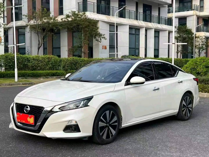 广州22年日产天籁2