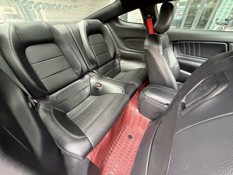 济宁21年福特野马4