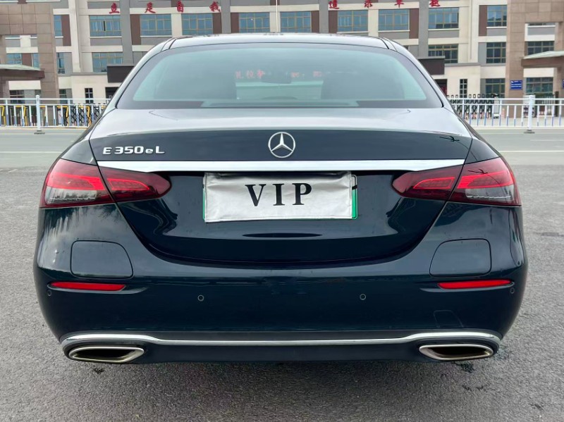 临夏22年奔驰E8