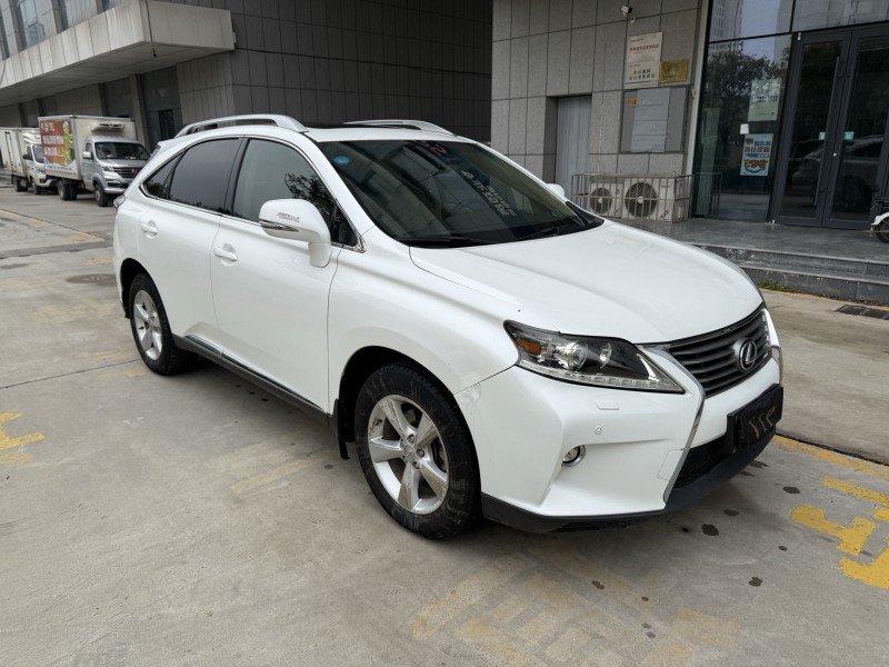 济宁15年雷克萨斯RX3