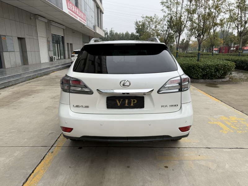 济宁15年雷克萨斯RX9