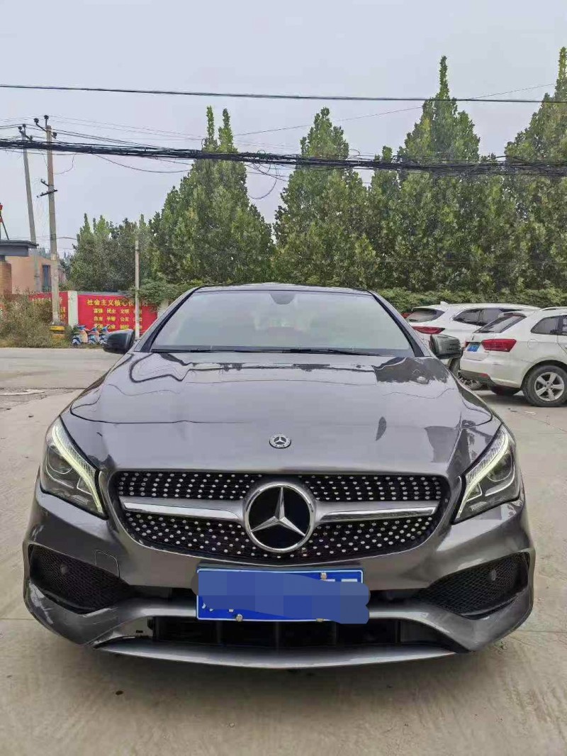 保定18年奔驰CLA1