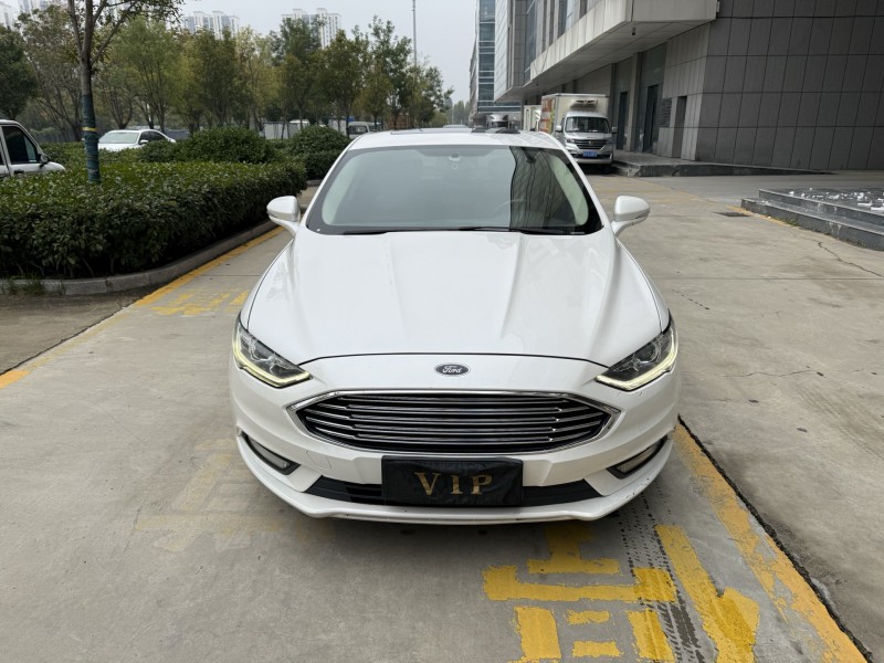 济宁18年福特蒙迪欧1