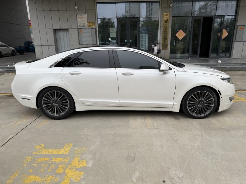 济宁16年林肯MKZ8