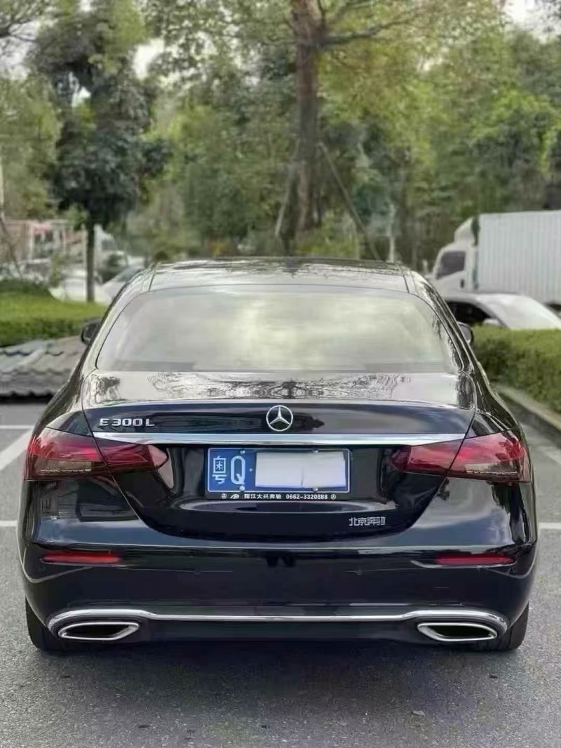 广州22年奔驰E9
