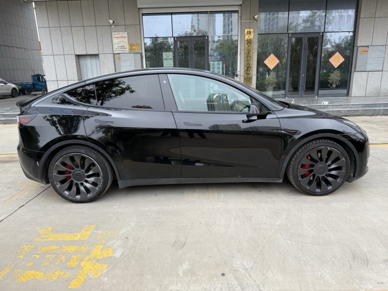 济宁22年特斯拉MODEL Y7