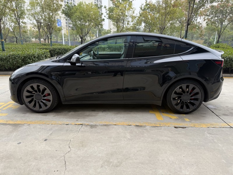 济宁22年特斯拉MODEL Y8