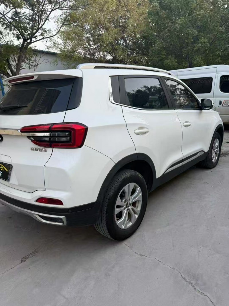 菏泽19年奇瑞瑞虎8