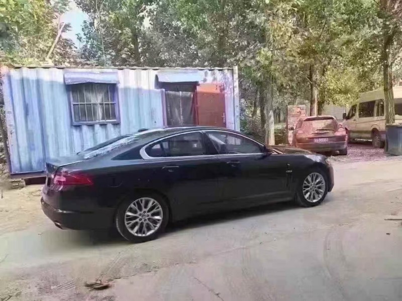 菏泽10年捷豹XF8